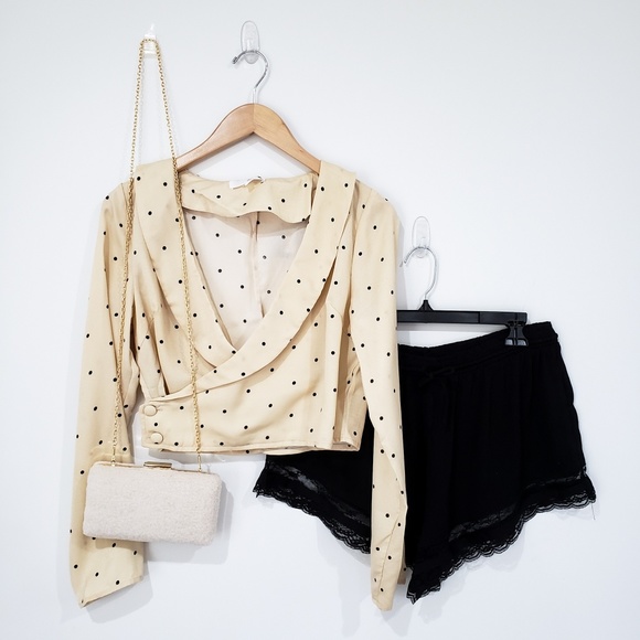 POSH POLKA DOT WRAP FRONT CROPPED BLOUSE CREAM - Picture 3 of 8